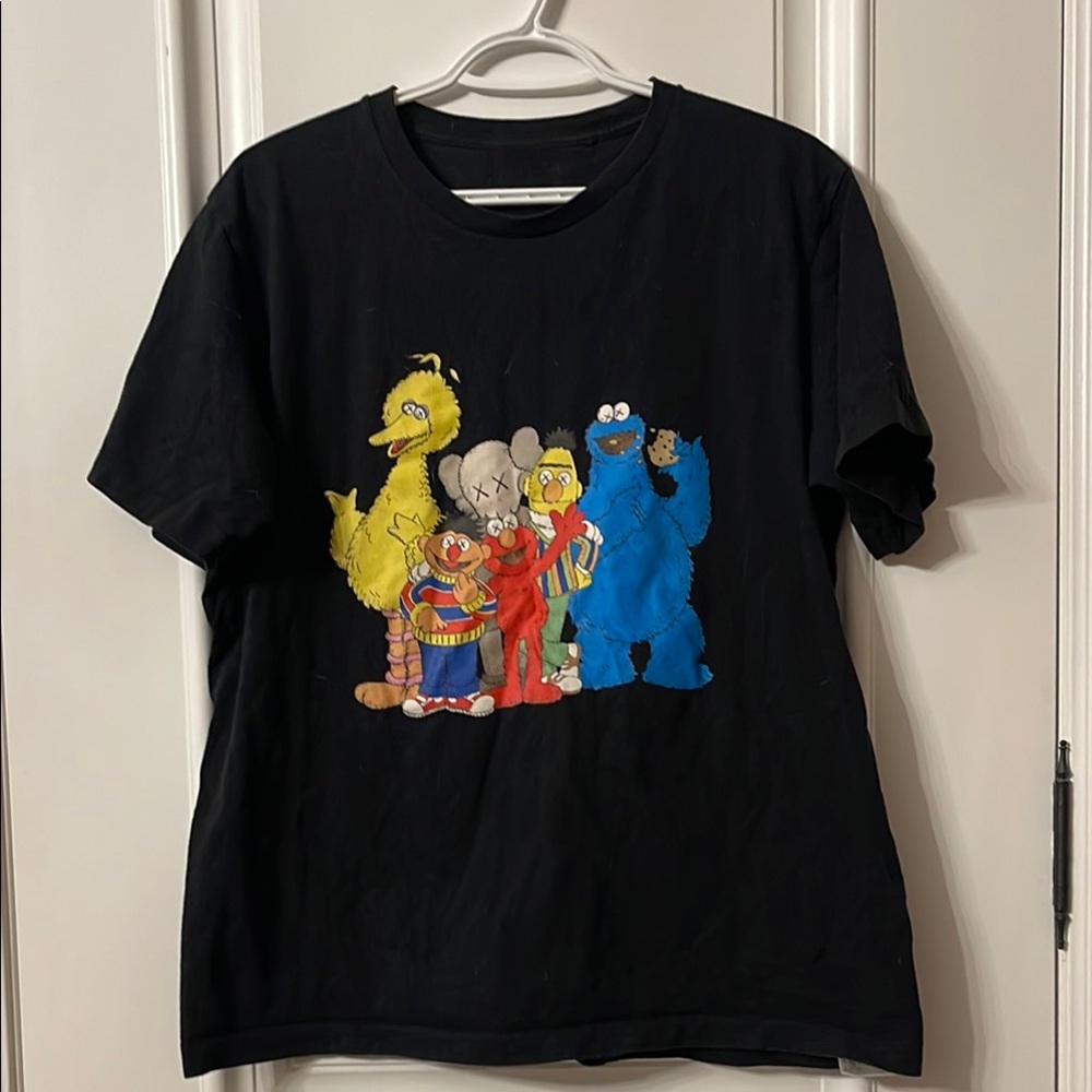 Woman’s Black Character T-Shirt